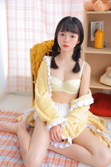 瞒着丈夫说在公司加班日剧